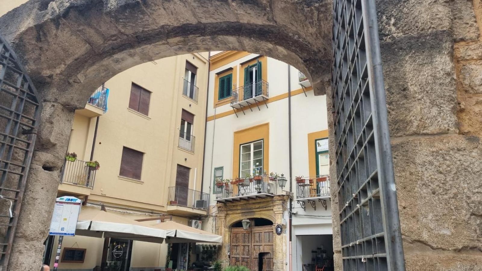 2 Sicilie Rooms And Suite In Centro Palermo Zewnętrze zdjęcie